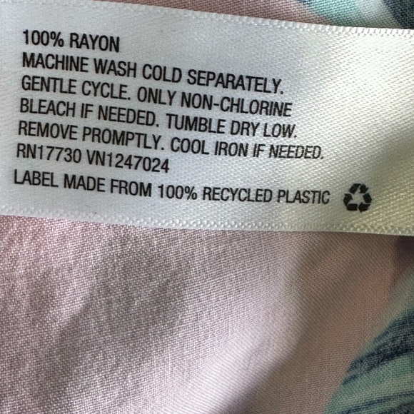 Original Use Tropical Floral Rayon Shirt Pink & Teal Summer Resort Button Up - Picture 15 of 15